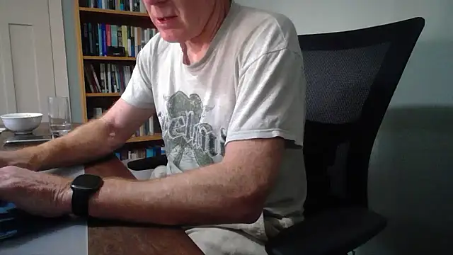 jiggy77777 online show from February 2026 10:28:01 PM