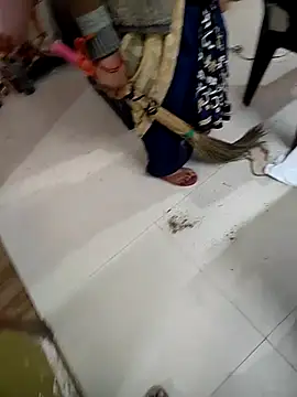 COUPLLE VILLAGE online show from February 2025 03:47:02 AM