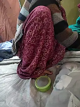 COUPLLE VILLAGE online show from February 2025 03:50:01 AM