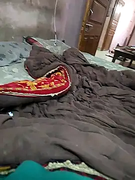 COUPLLE VILLAGE online show from February 2025 03:26:02 AM