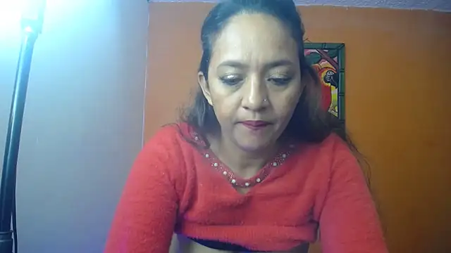 Snapshot of daleska_ayala_1 chatting on January 2025 02:45:02 AM daleska ayala 1 online show from January 2025 02:45:02 AM