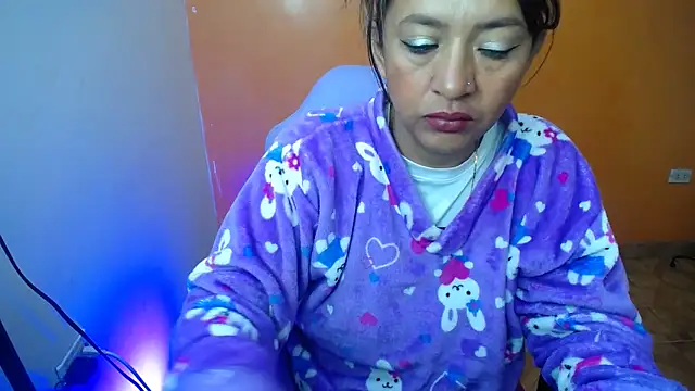 Snapshot of daleska_ayala_1 chatting on January 2025 01:52:01 PM daleska ayala 1 online show from January 2025 01:52:01 PM