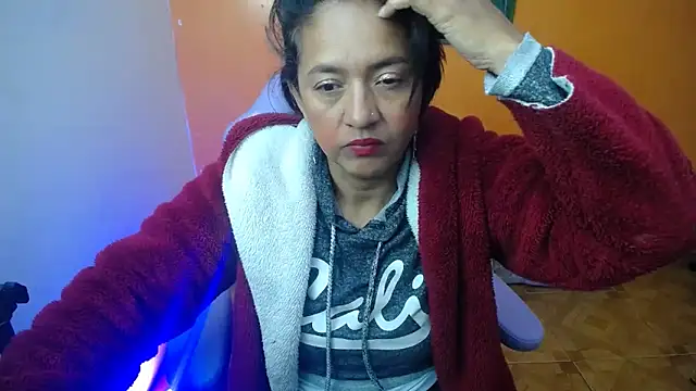 Snapshot of daleska_ayala_1 chatting on February 2025 03:32:02 AM daleska ayala 1 online show from February 2025 03:32:02 AM