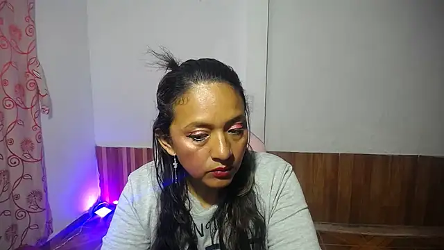 Snapshot of daleska_ayala_1 chatting on February 2025 06:47:02 PM daleska ayala 1 online show from February 2025 06:47:02 PM