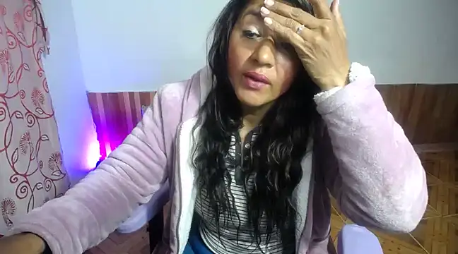 Snapshot of daleska_ayala_1 chatting on March 2025 08:08:02 PM daleska ayala 1 online show from March 2025 08:08:02 PM