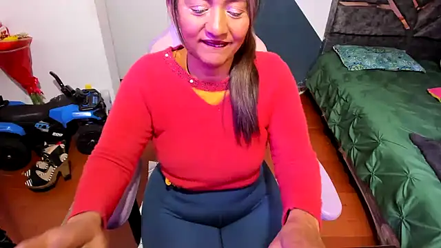 Snapshot of daleska_ayala_1 chatting on September 2025 07:19:02 PM daleska ayala 1 online show from September 2025 07:19:02 PM