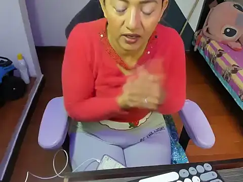 Snapshot of daleska_ayala_1 chatting on October 2025 01:32:02 PM daleska ayala 1 online show from October 2025 01:32:02 PM