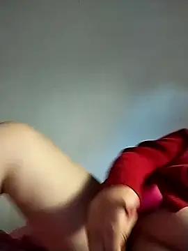 Snapshot of BustyBabyOfficial chatting on December 2024 12:45:02 PM BustyBabyOfficial online show from December 2024 12:45:02 PM