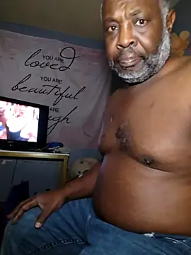 macnificent1fr online show from February 2025 03:45:01 AM