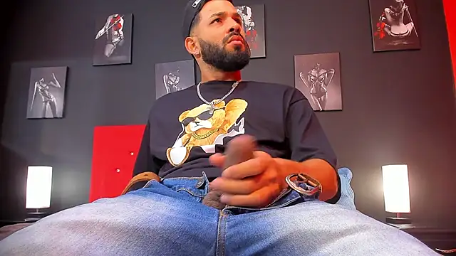 Thiagogomez online show from January 2025 12:26:01 PM