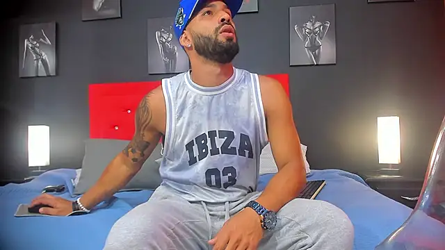 Thiagogomez online show from February 2025 12:28:01 PM