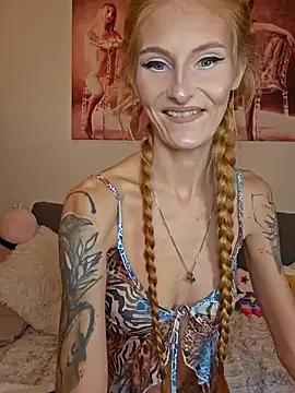 LessiaMia online show from January 2025 03:29:02 PM