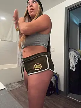 Snapshot of Bigbuttbrooklynn chatting on February 2026 05:05:02 PM Bigbuttbrooklynn online show from February 2026 05:05:02 PM