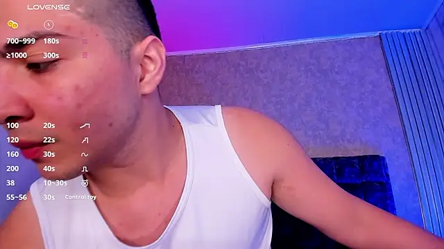 Snapshot of JUANDIAMONDS98 chatting on February 2025 01:14:01 PM JUANDIAMONDS98 online show from February 2025 01:14:01 PM