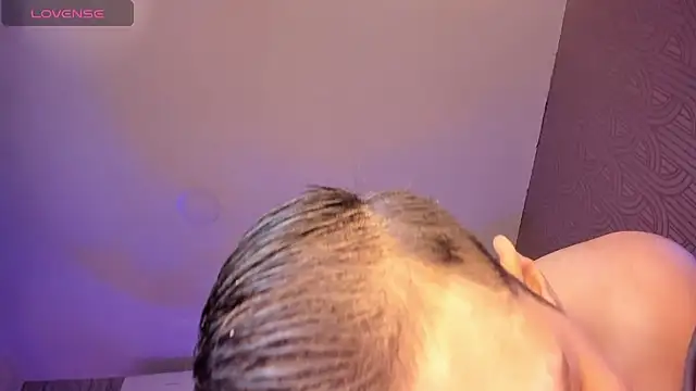 Snapshot of JUANDIAMONDS98 chatting on October 2025 01:33:02 PM JUANDIAMONDS98 online show from October 2025 01:33:02 PM