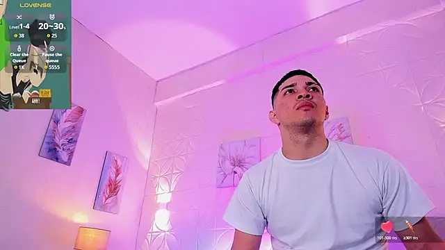 Snapshot of JUANDIAMONDS98 chatting on November 2025 01:42:02 PM JUANDIAMONDS98 online show from November 2025 01:42:02 PM