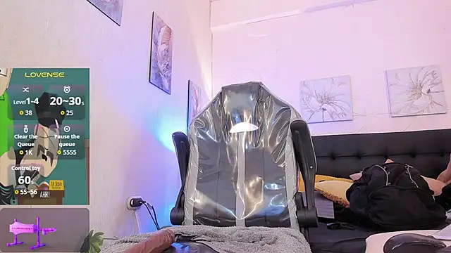 Snapshot of JUANDIAMONDS98 chatting on December 2025 09:03:01 AM JUANDIAMONDS98 online show from December 2025 09:03:01 AM