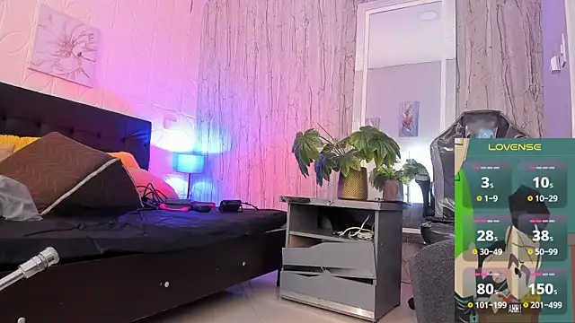 Snapshot of JUANDIAMONDS98 chatting on December 2025 01:40:02 PM JUANDIAMONDS98 online show from December 2025 01:40:02 PM