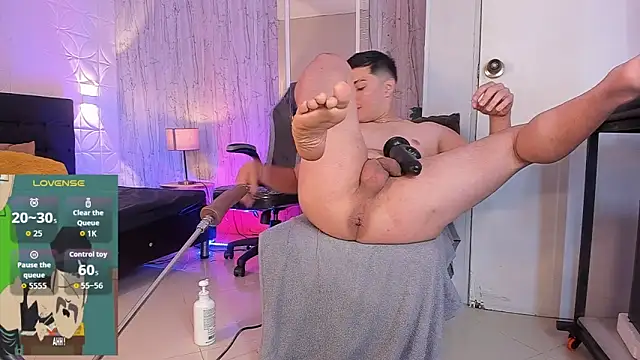 Snapshot of JUANDIAMONDS98 chatting on January 2026 01:27:02 PM JUANDIAMONDS98 online show from January 2026 01:27:02 PM