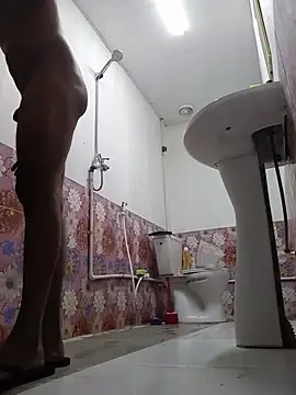 Snapshot of Antonio_shower_time chatting on June 2026 01:32:01 AM Antonio shower time online show from June 2026 01:32:01 AM