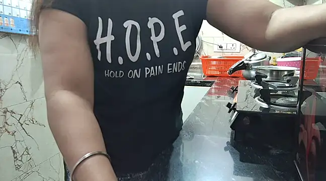 bhabhisexxy 880 online show from March 2025 01:56:01 AM