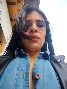 Astrid-- online show from February 2026 03:15:02 PM