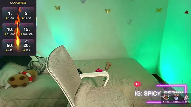 Snapshot of 9_Fernanda_9 chatting on April 2026 07:58:01 PM 9 Fernanda 9 online show from April 2026 07:58:01 PM