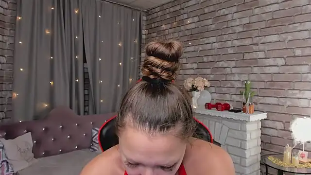 SarahCoksss online show from April 2026 12:00:02 AM