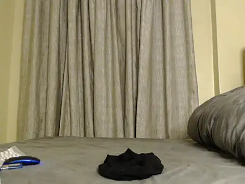 CurvyGlass online show from February 2025 02:58:02 AM