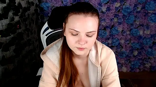 IxxiLiana online show from October 2025 05:05:02 AM
