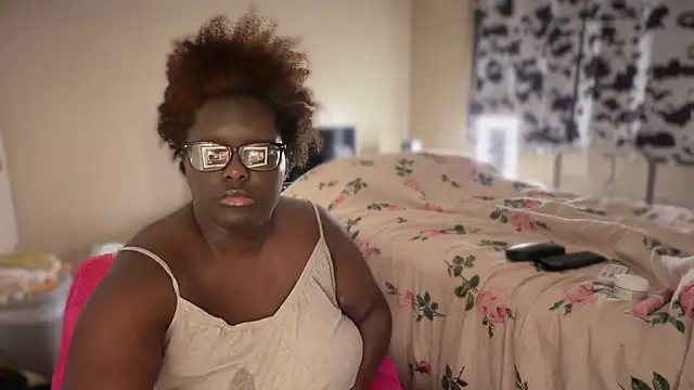 Yagurl  west online show from February 2026 07:38:02 AM