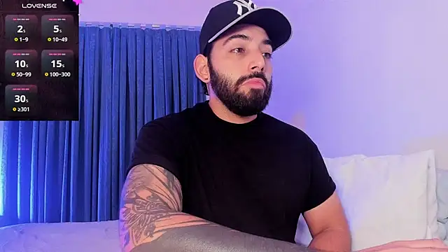 leo thewolf  online show from November 2025 07:45:02 PM