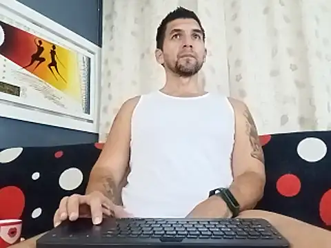 JULESLAKES online show from April 2026 02:03:01 PM