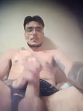 Snapshot of juannjose chatting on July 2026 01:34:01 AM juannjose online show from July 2026 01:34:01 AM