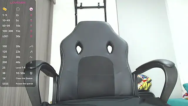 Snapshot of russthiago chatting on March 2025 11:50:02 AM russthiago online show from March 2025 11:50:02 AM