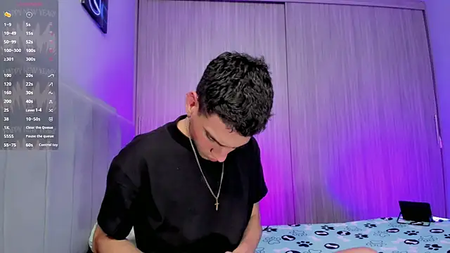 Snapshot of jake_and_joaquin chatting on November 2025 02:32:01 AM jake and joaquin online show from November 2025 02:32:01 AM