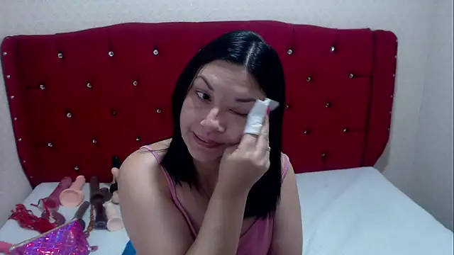 AdaFawxx online show from September 2025 04:24:02 AM