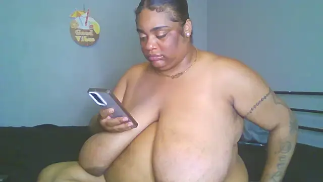 Snapshot of NaughtyHottieBBW chatting on July 2026 11:42:01 PM NaughtyHottieBBW online show from July 2026 11:42:01 PM