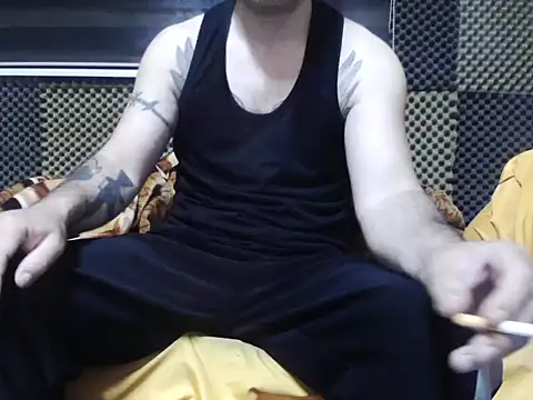 Arabeyes online show from November 2025 02:42:02 AM