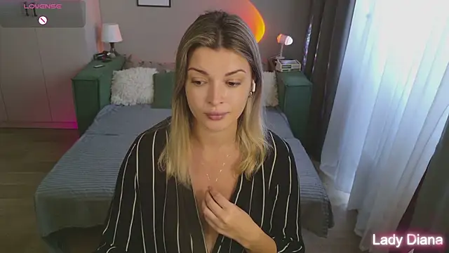 LancasterLady online show from September 2025 11:02:02 AM