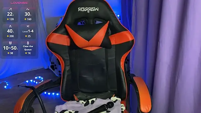 Snapshot of Natural_babe666 chatting on March 2025 02:51:02 PM Natural babe666 online show from March 2025 02:51:02 PM