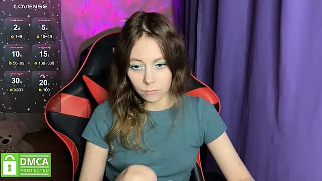 Snapshot of Natural_babe666 chatting on September 2025 09:38:01 PM Natural babe666 online show from September 2025 09:38:01 PM