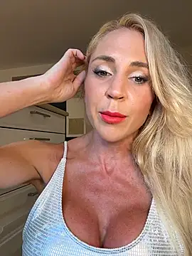 Kate-monroe online show from June 2026 01:01:02 PM