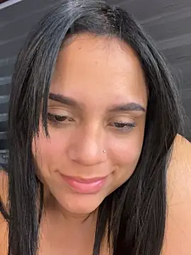 Snapshot of pamela_anderson_ chatting on December 2024 11:21:02 AM pamela anderson online show from December 2024 11:21:02 AM