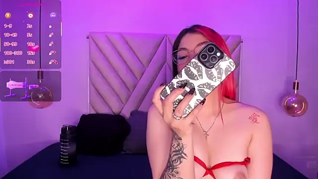 EmmaSwift  online show from November 2025 02:54:02 AM