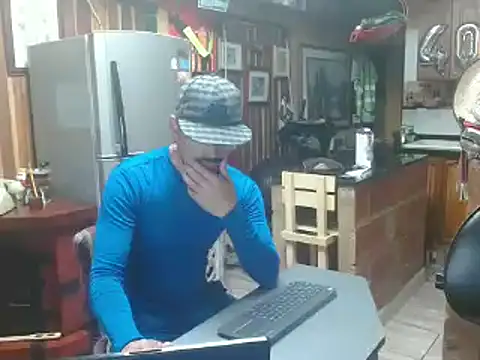 Snapshot of Dr_Pocholate84 chatting on February 2025 12:46:01 AM Dr Pocholate84 online show from February 2025 12:46:01 AM