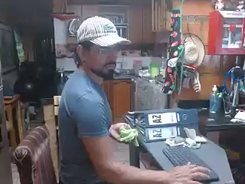 Snapshot of Dr_Pocholate84 chatting on March 2025 02:48:02 AM Dr Pocholate84 online show from March 2025 02:48:02 AM