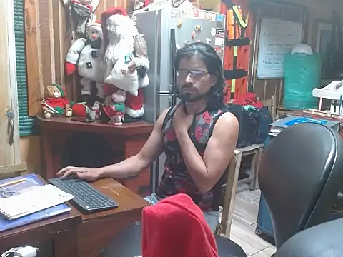 Snapshot of Dr_Pocholate84 chatting on December 2025 11:45:01 PM Dr Pocholate84 online show from December 2025 11:45:01 PM