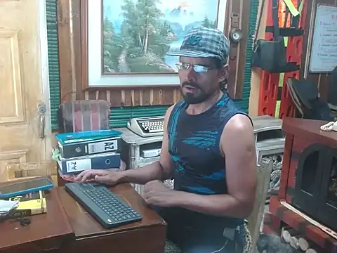 Snapshot of Dr_Pocholate84 chatting on February 2026 06:46:01 PM Dr Pocholate84 online show from February 2026 06:46:01 PM