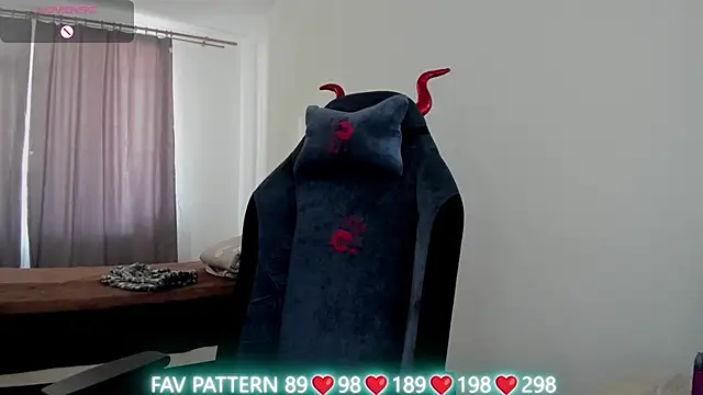 Olivia Munk online show from March 2025 06:39:02 AM